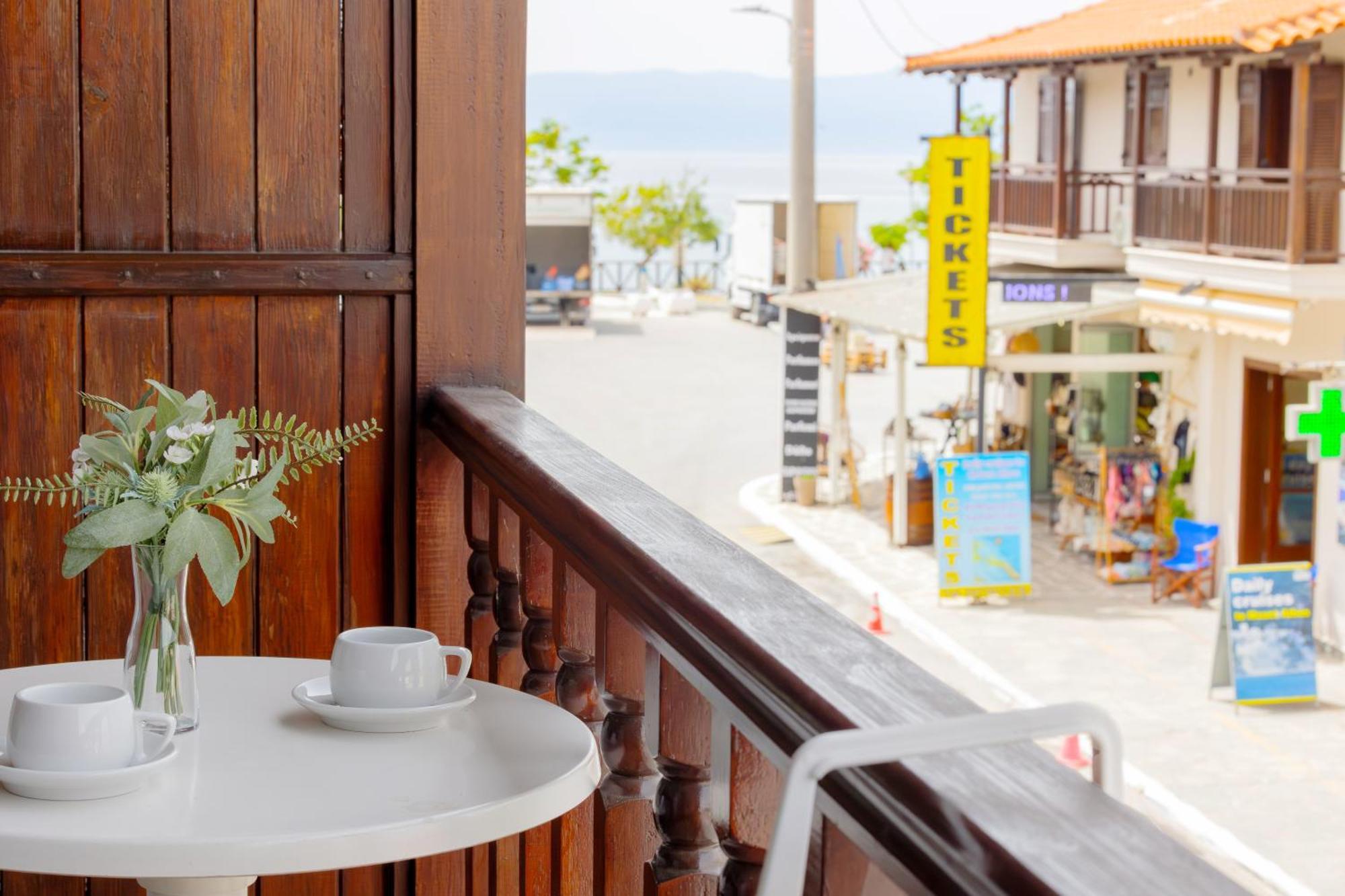 Athos Guest House Pansion Ouranoupoli Exterior foto